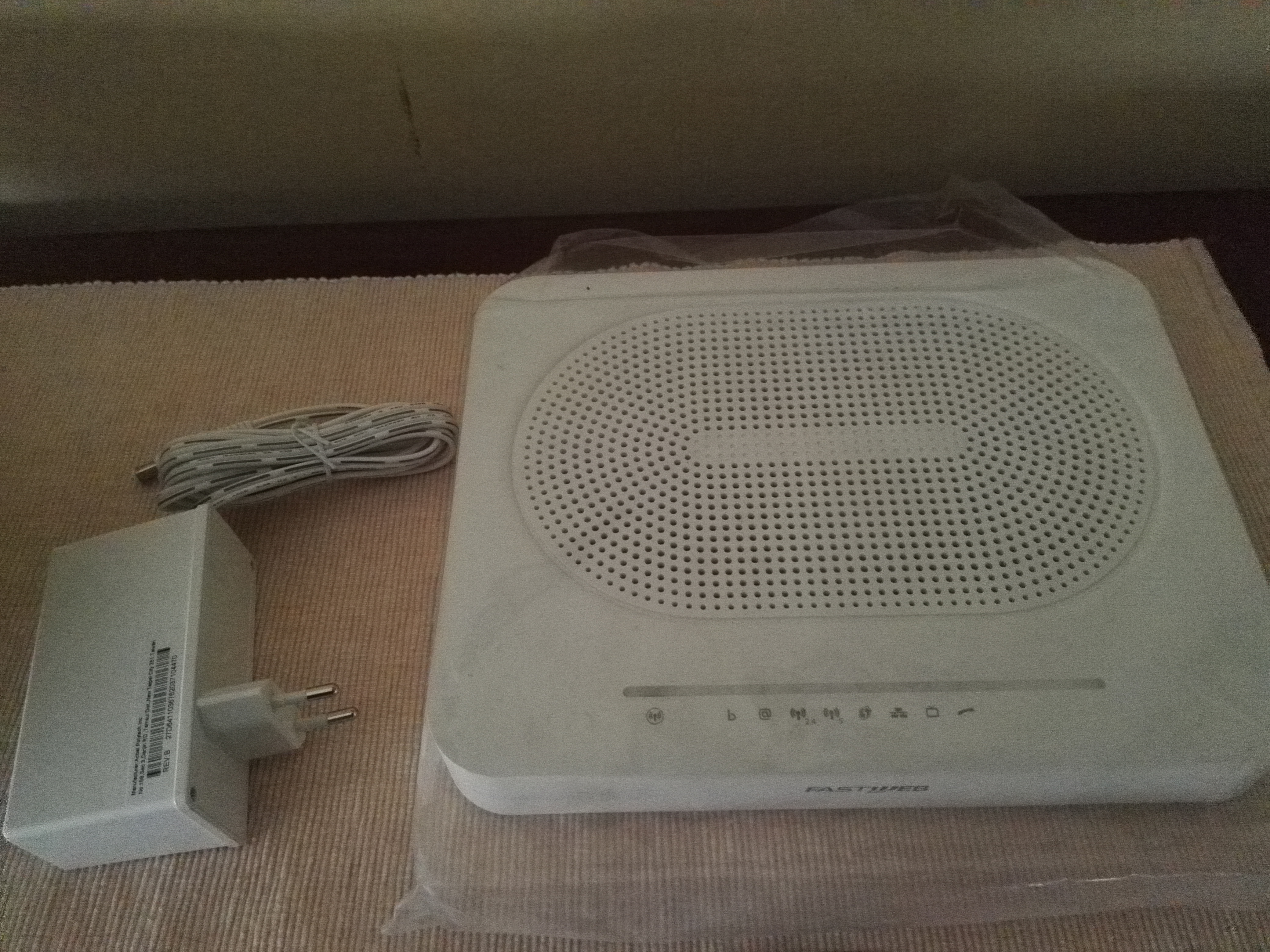 Modem. Fastgate.    Fastw