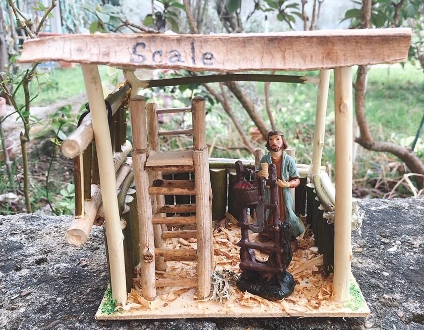 Presepe Bottega Scale in Legno NMes08