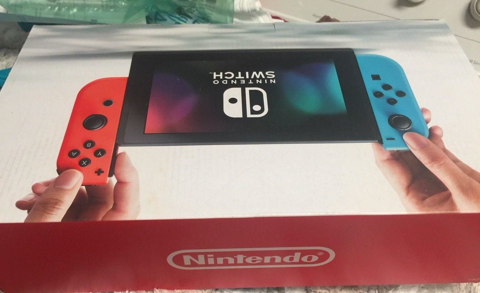 Nintendo Switch Console Kit completo