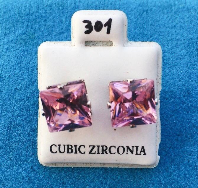 Coppia Orecchini Cristalli Rosa CZ301