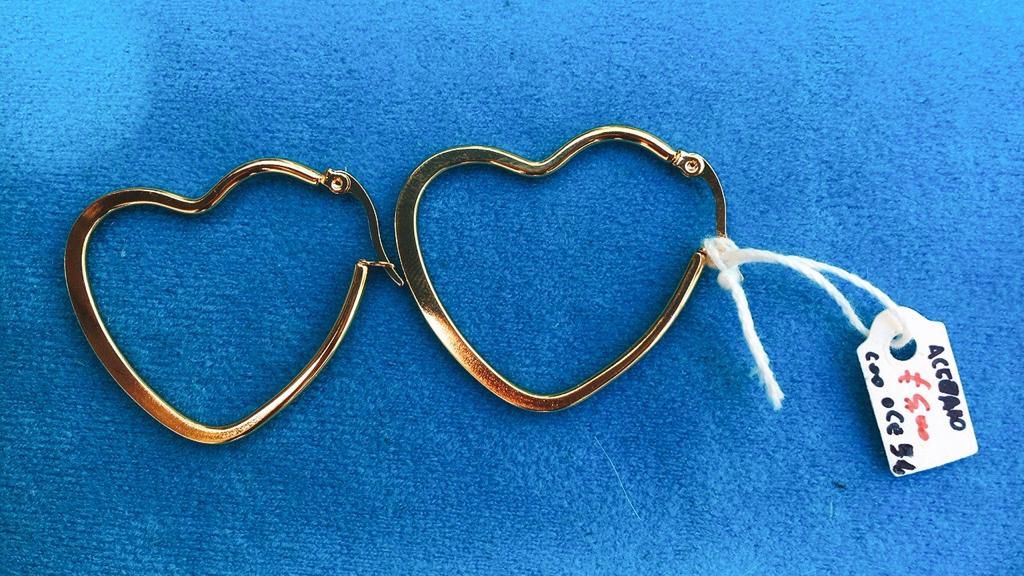Coppia Orecchini Cuori Dorati OCe54