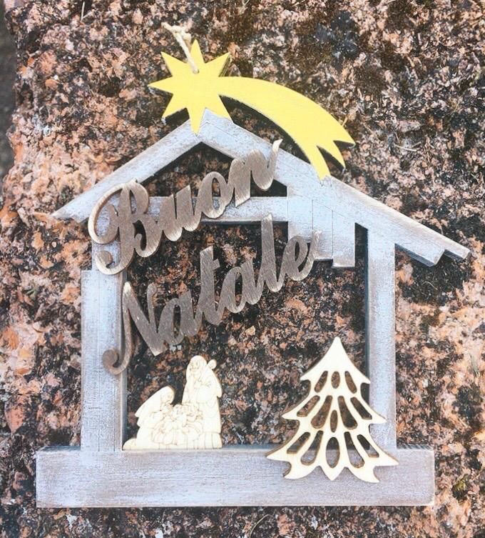 Ciondolo Legno Presepe Capanna NAdd246