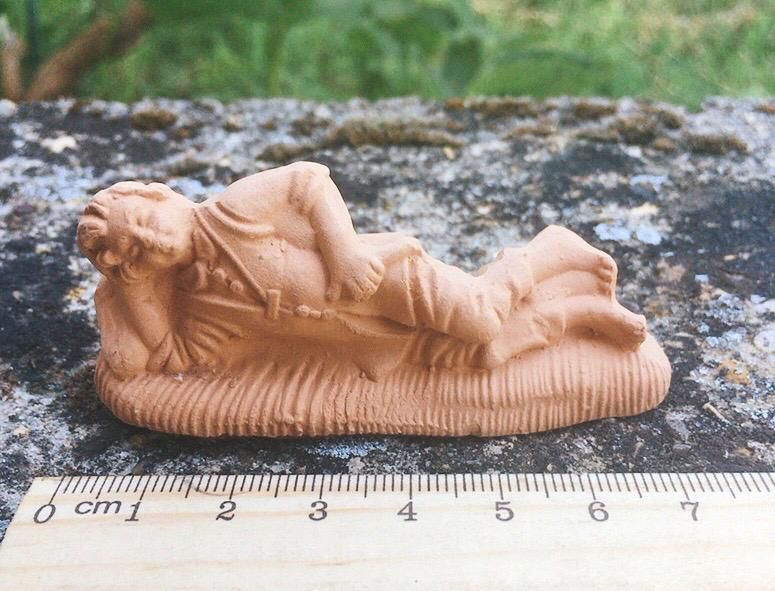 Statuetta Terracotta Dormiente NPTe17