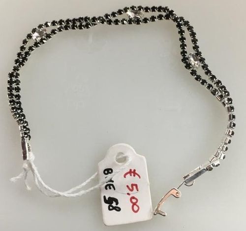 Braccialetto Strass Neri BMe58