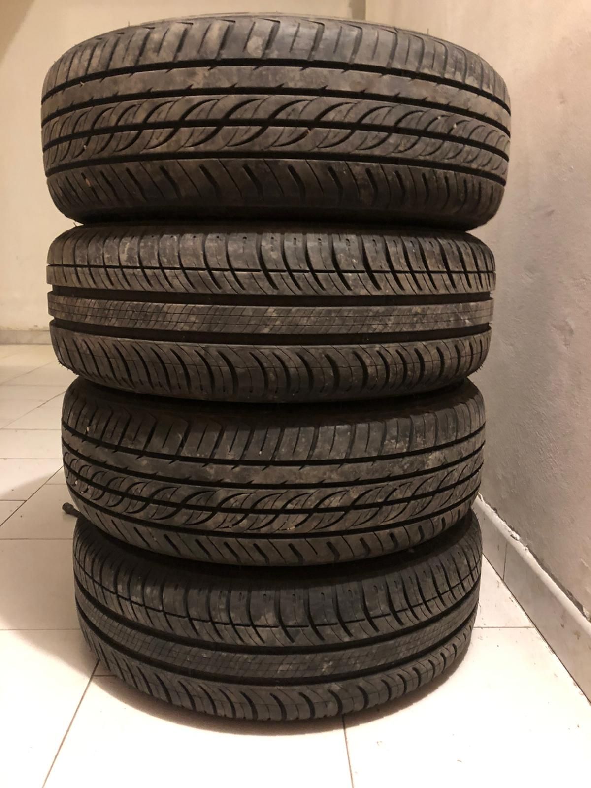 Pneumatici 175/65 R14 estivi + Cerchioni +Copricer