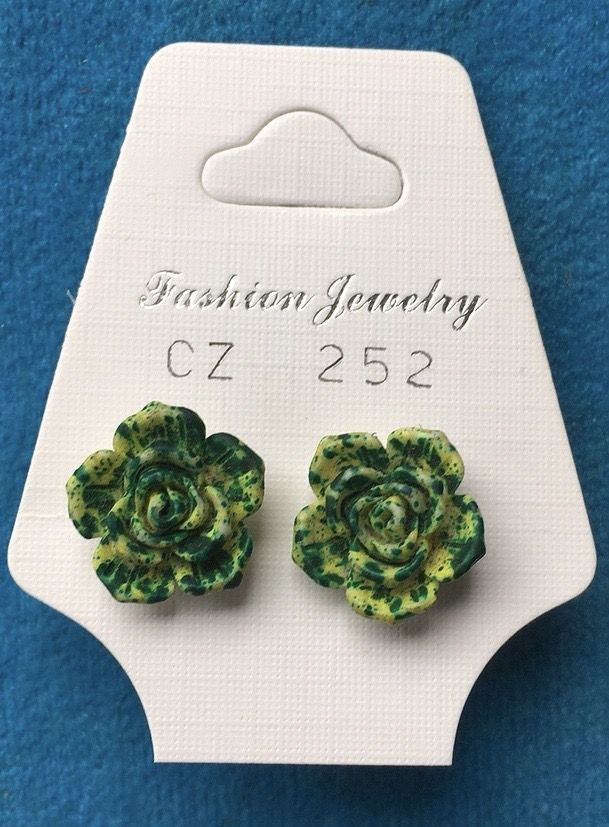 Orecchini Rose Verdi CZ252