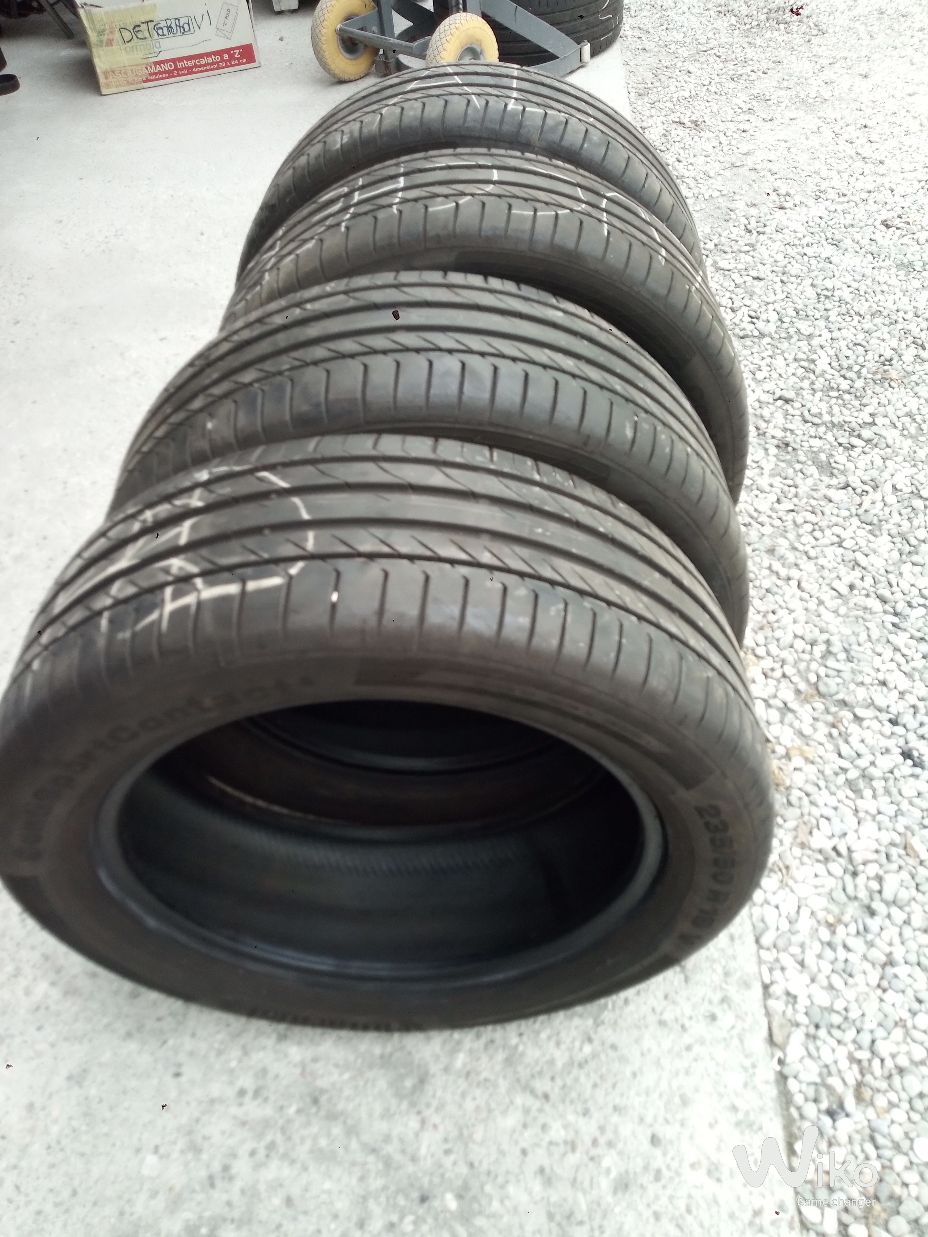 4 GOMME ESTIVE CONTINENTAL usate 235/50/18