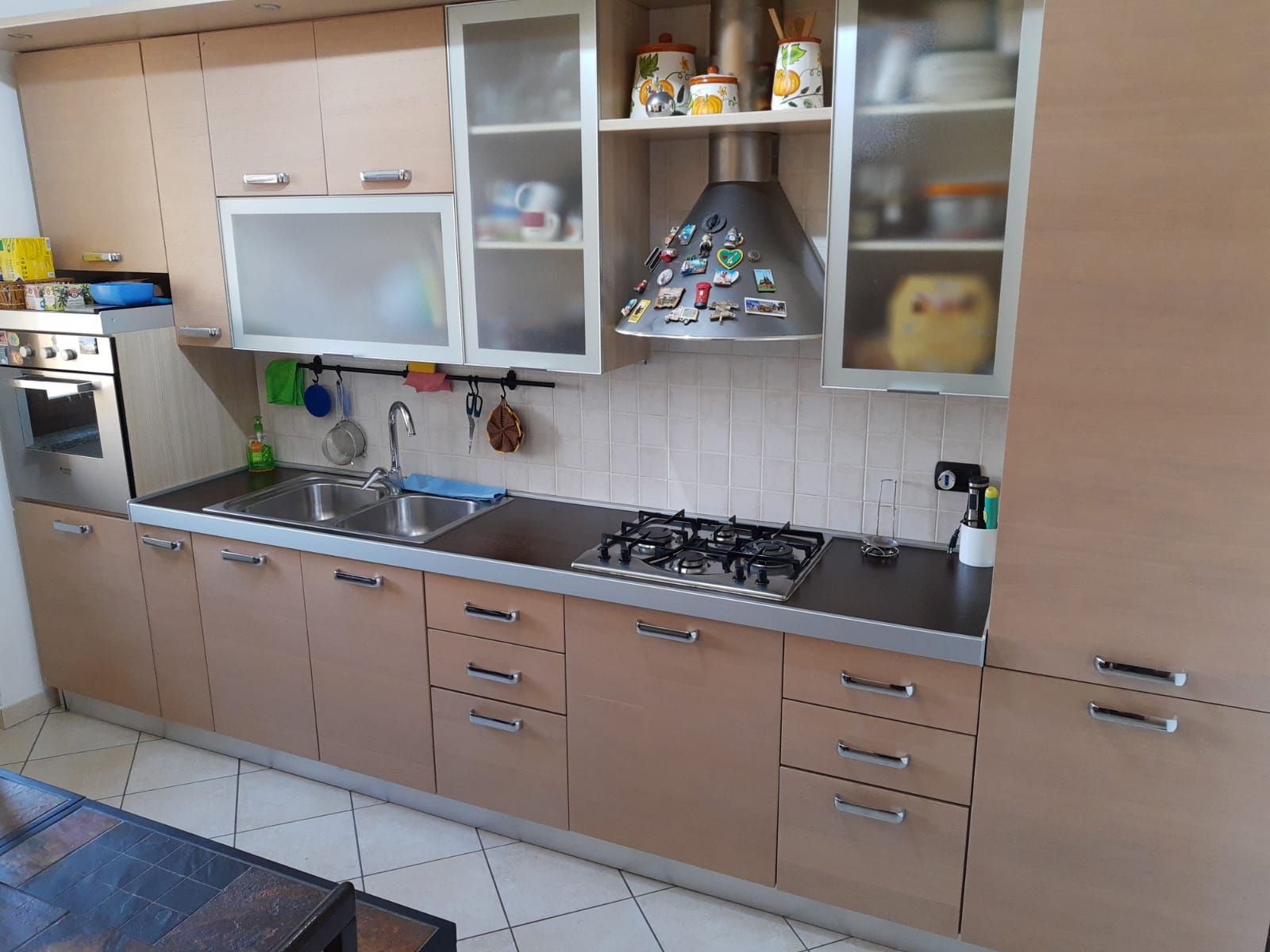 VENDO CUCINA USATA IN BUONISSIMO STATO 