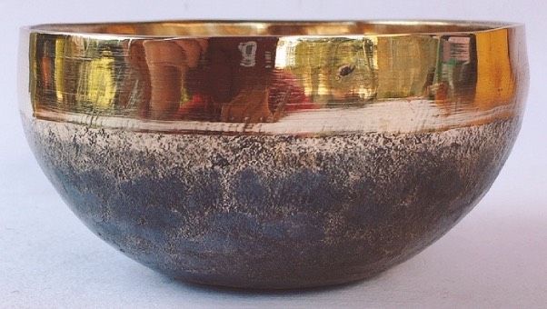 Campana Tibetana Ishana Nero e Oro ( NEO262/111 )