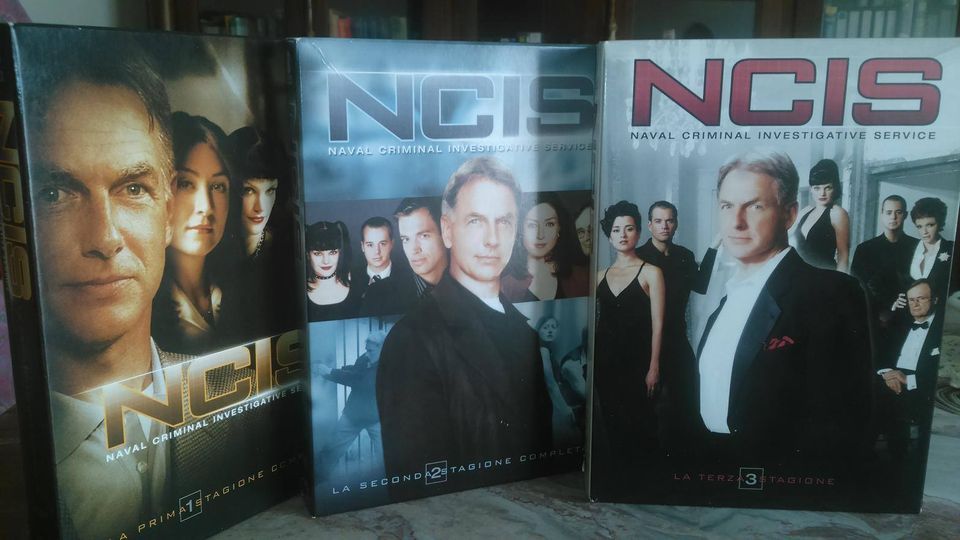 Cofanetti DVD prime 3 stagioni del telefilm NCIS