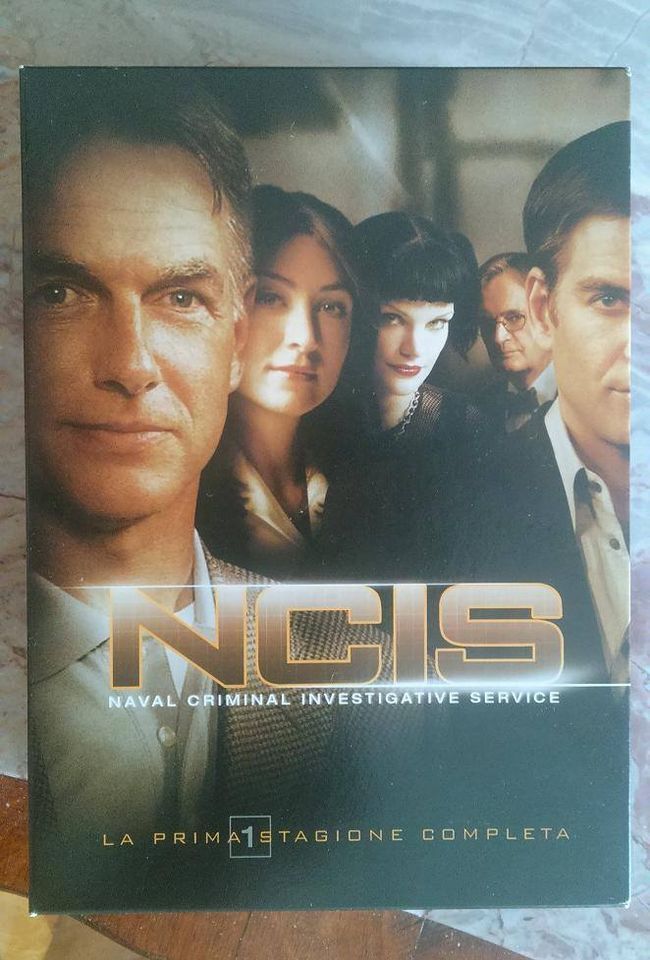 Cofanetti DVD prime 3 stagioni del telefilm NCIS