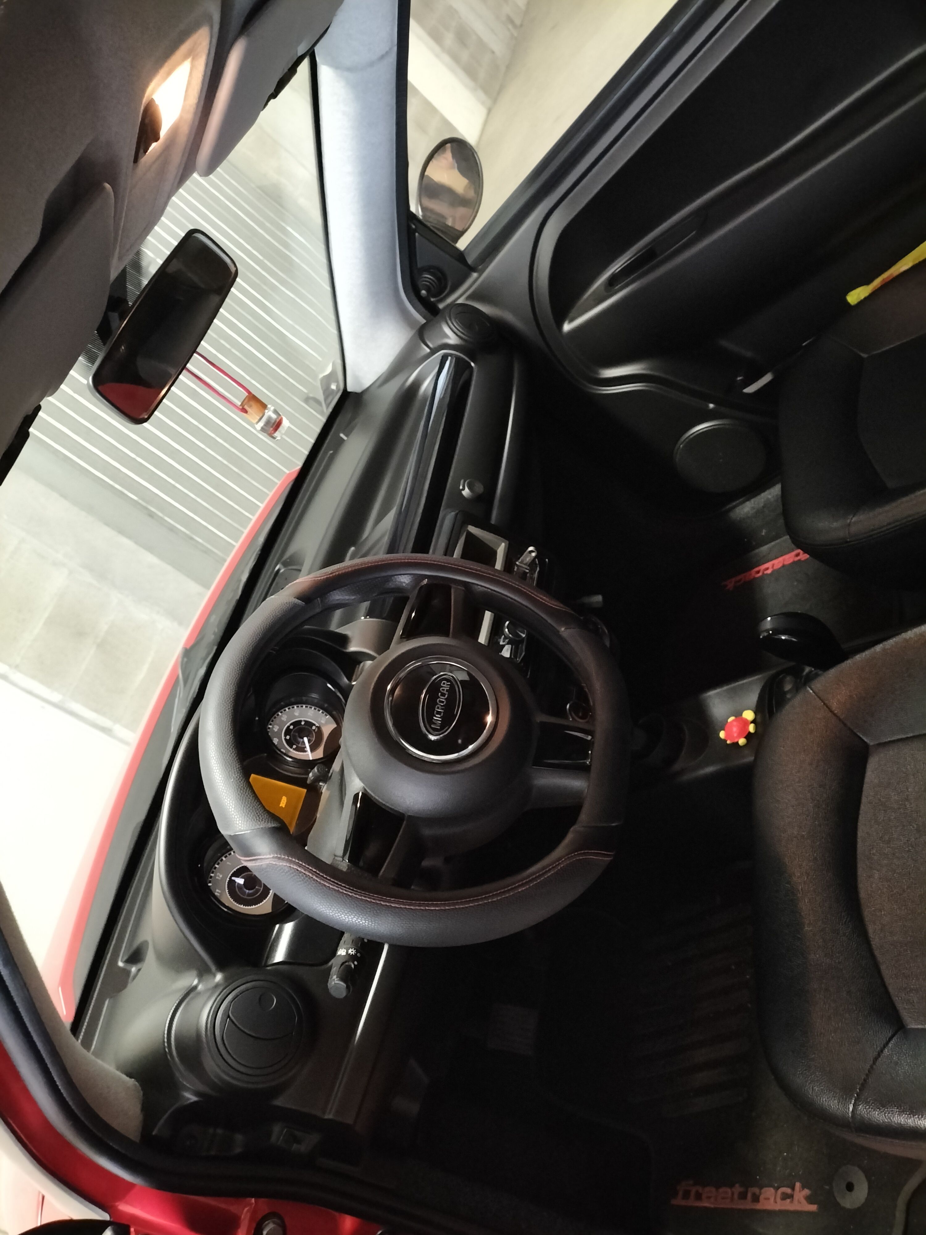Vendo microcar mgo