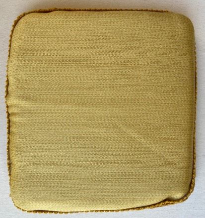 Cuscino Giallo Campane Tibetane ( Mam15 )