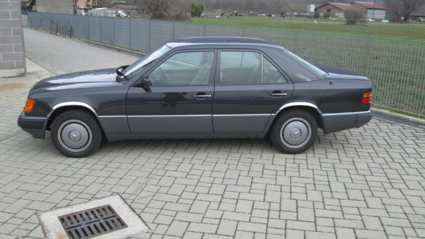 Mercedes W 124 300E Matic Automatico 1990