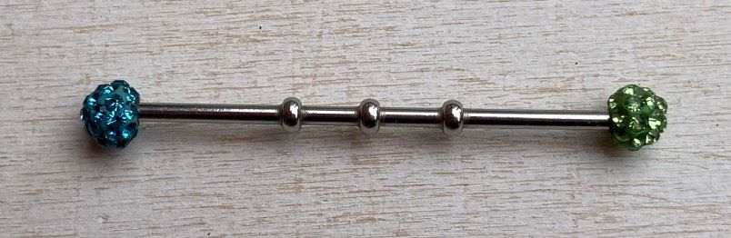 Piercing Industrial Cristalli ( PIn01 )