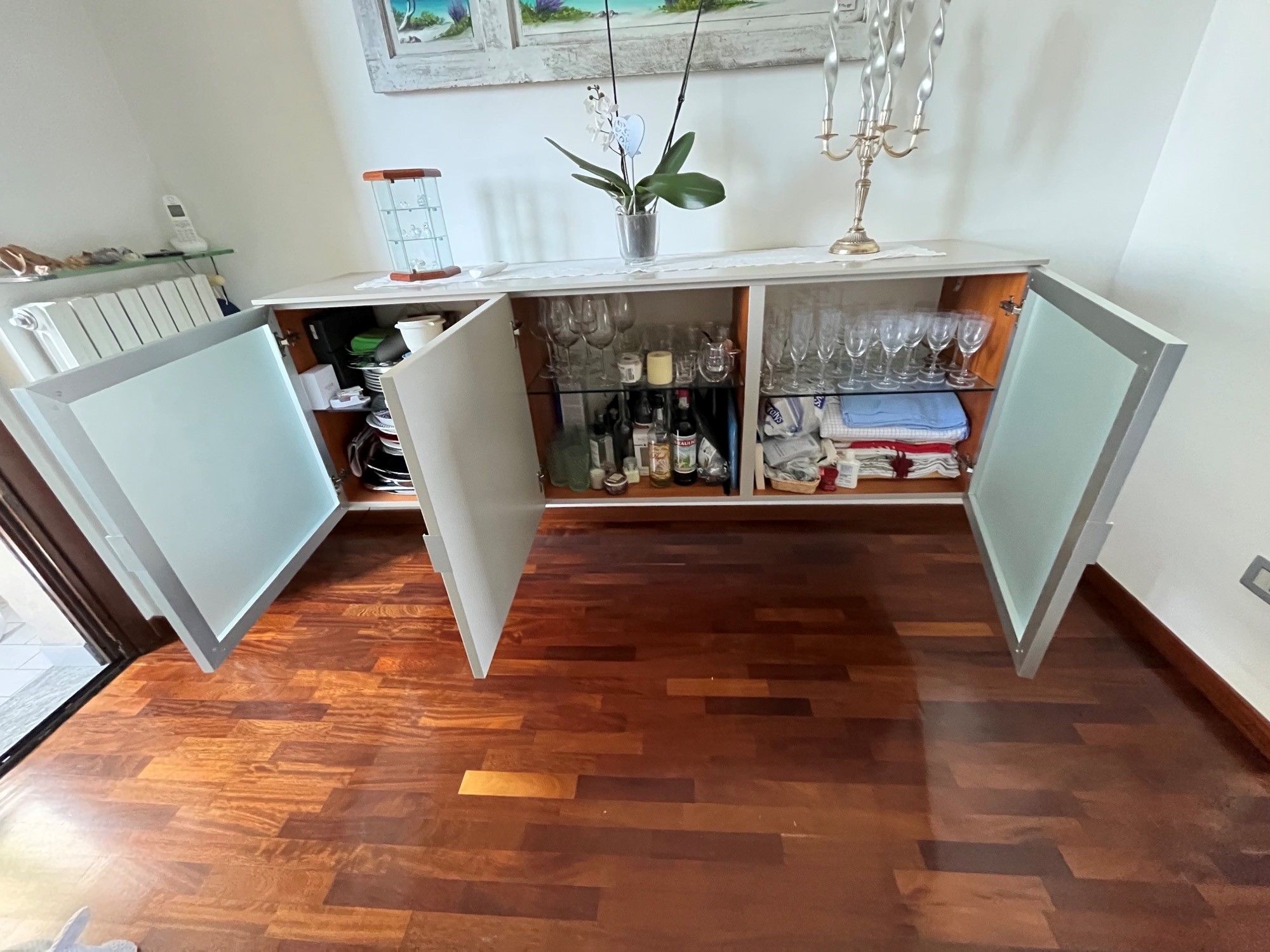 Mobile a madia sospesa Calligaris