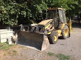 terna caterpillar 428c