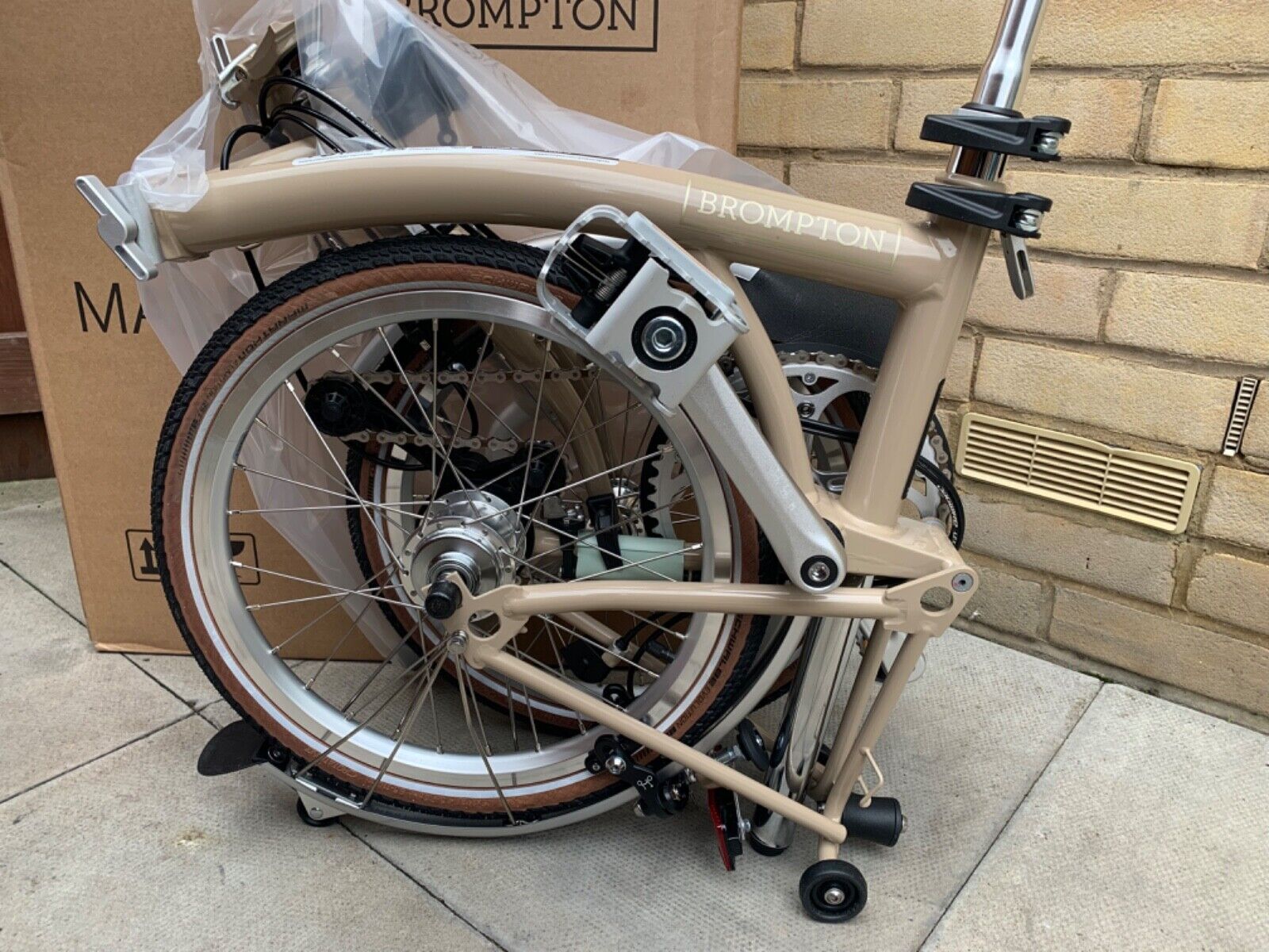 Barbour X Brompton C line explorer