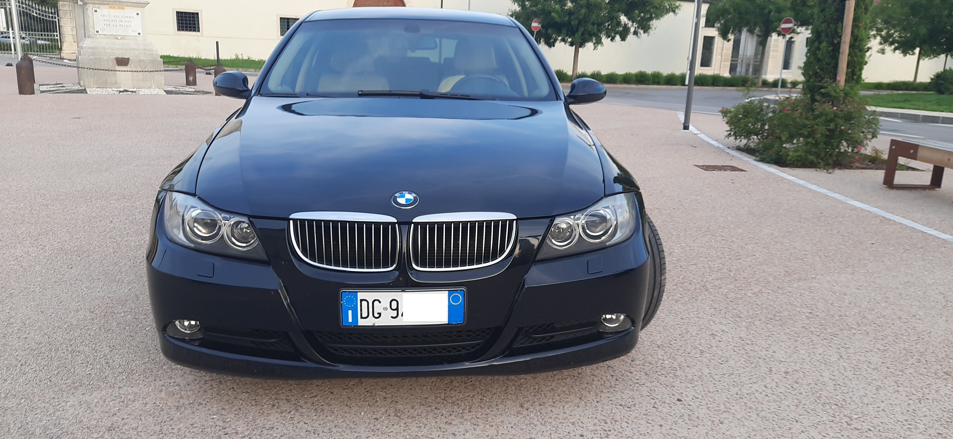 BMW SERIE 3 E91 TOURING 320d 163CV Colore nero 