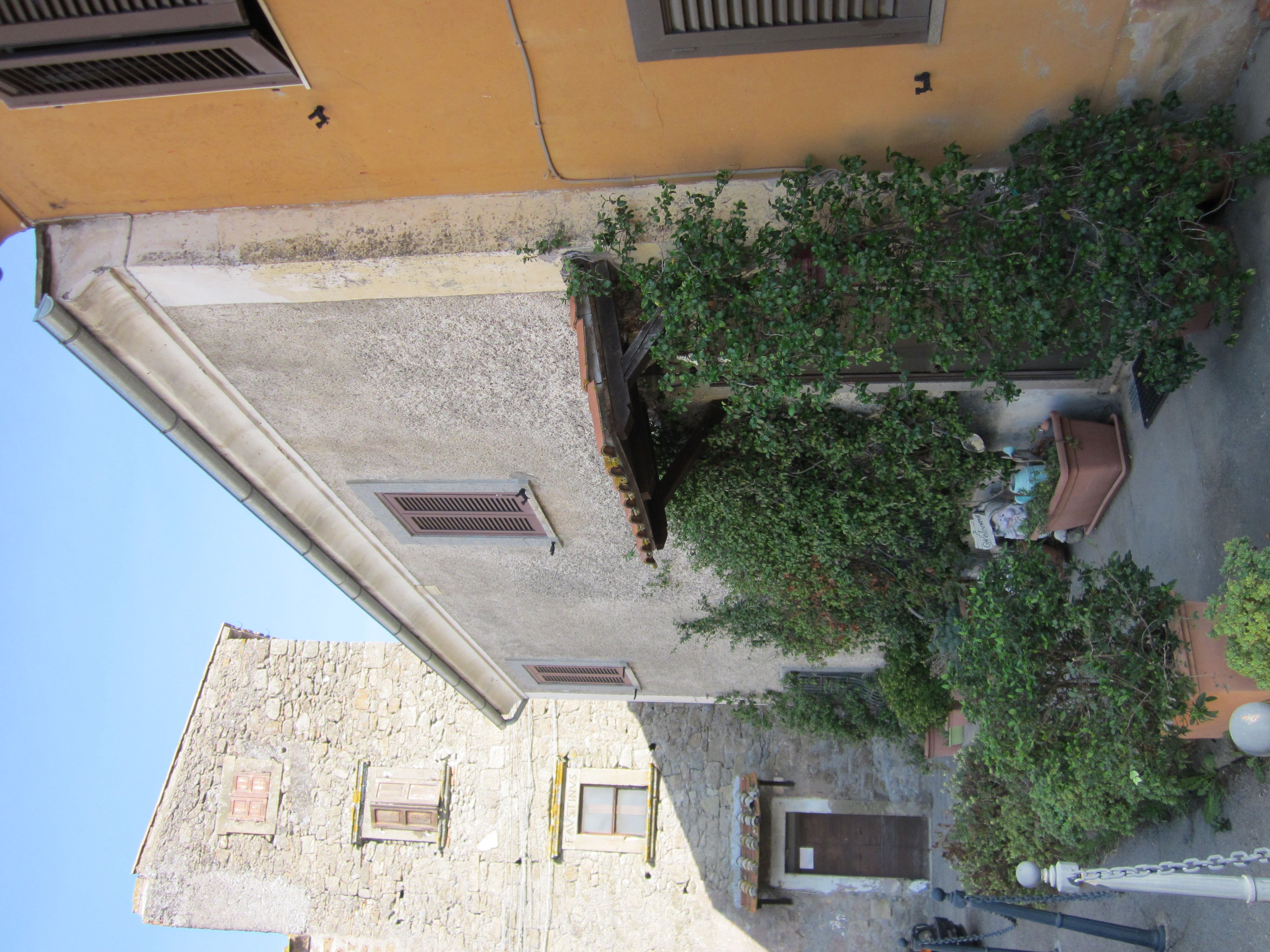 CASA con GIARDINO a SORIANO NEL CIMINO