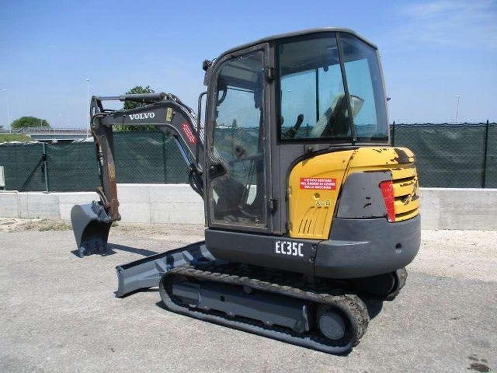 Miniescavatore volvo Ec35