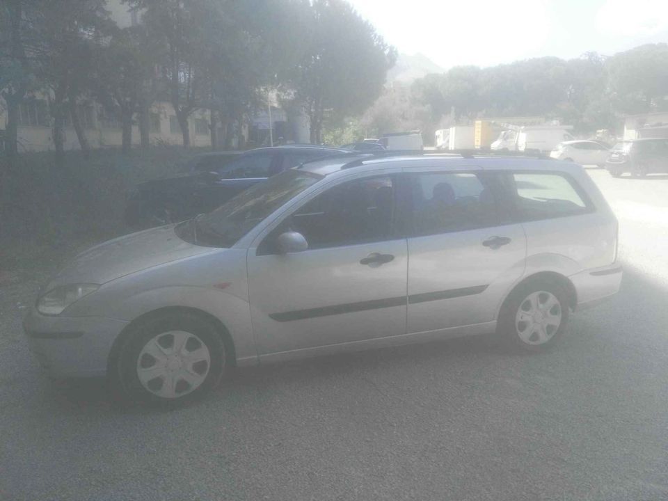 Ford Focus 2003 con impianto gpl