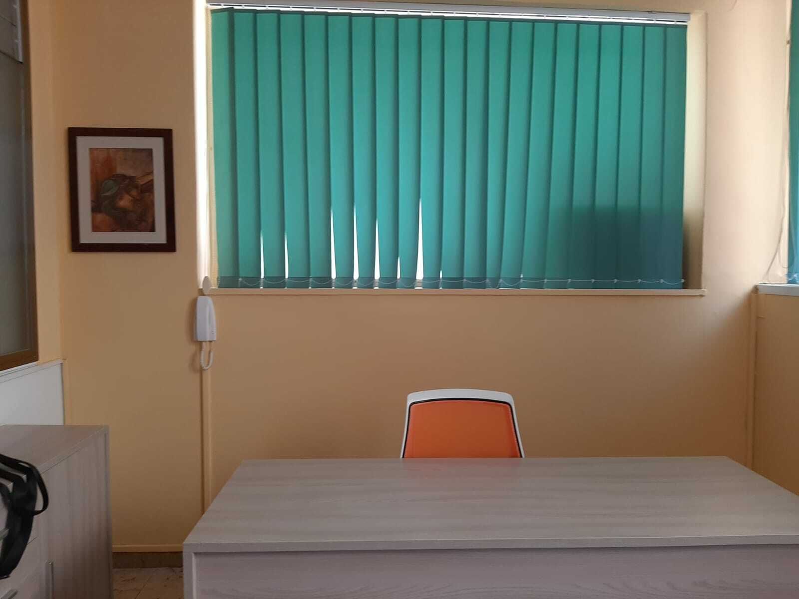 stanzo uso ufficio