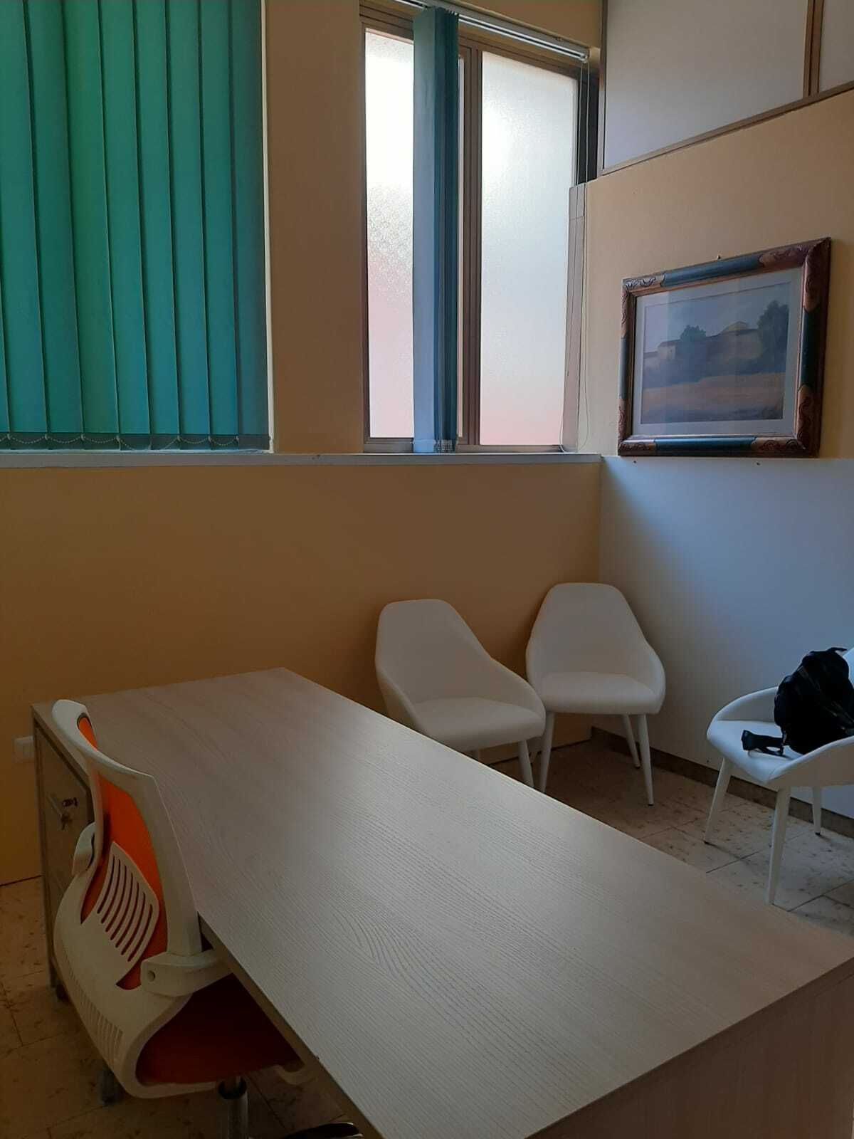 stanzo uso ufficio