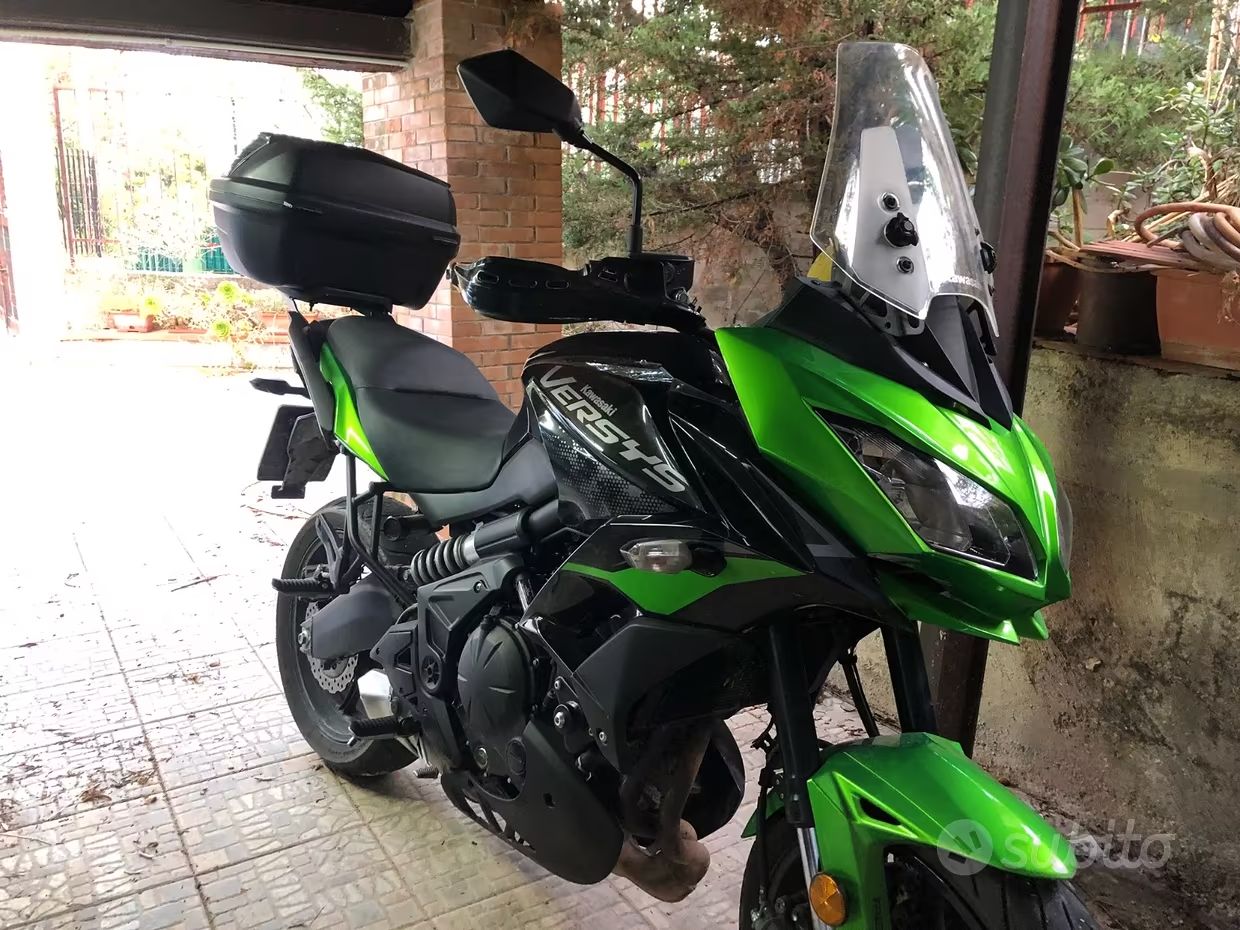 Kawasaki Versys 650 - Color Candy Lime Green 2022