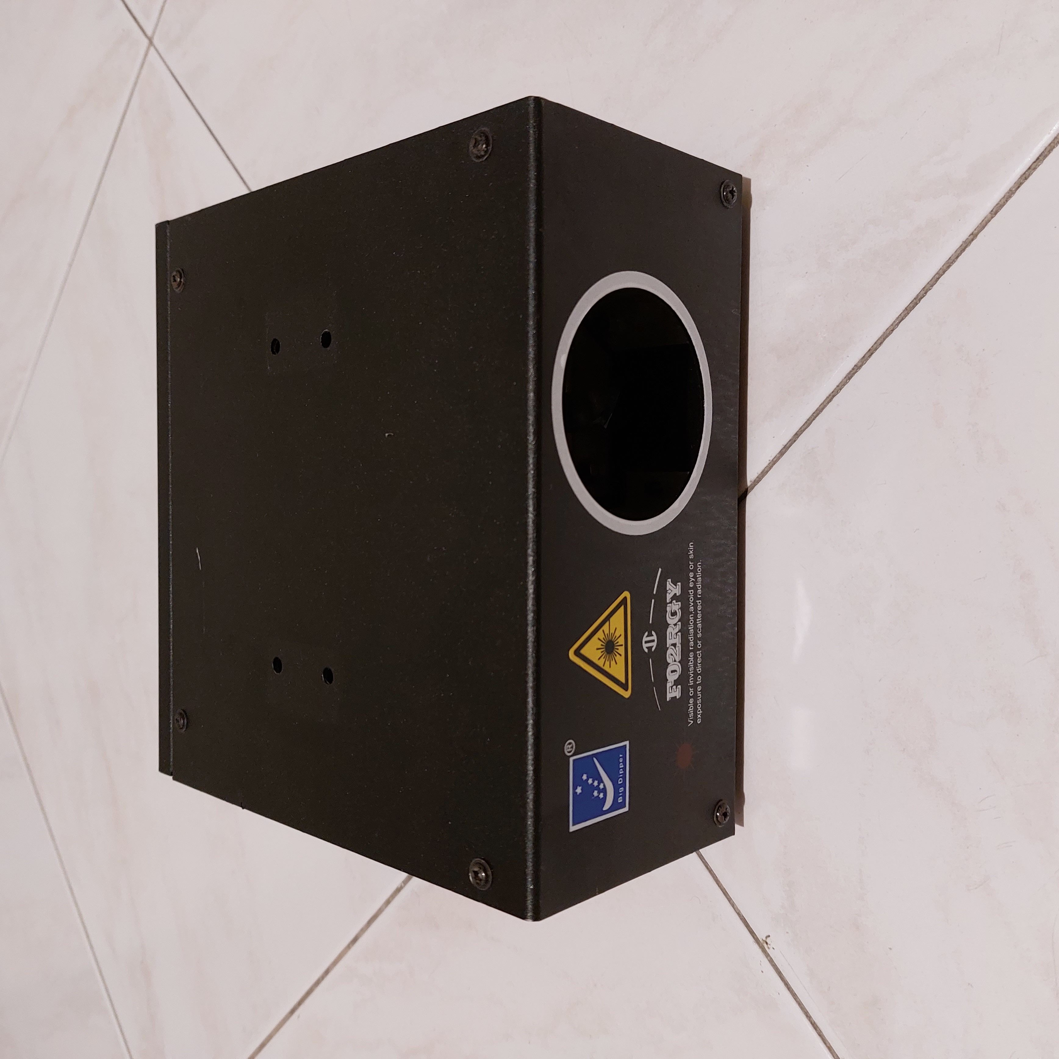 Vendo piccolo impianto luci a led + laser + mixer.