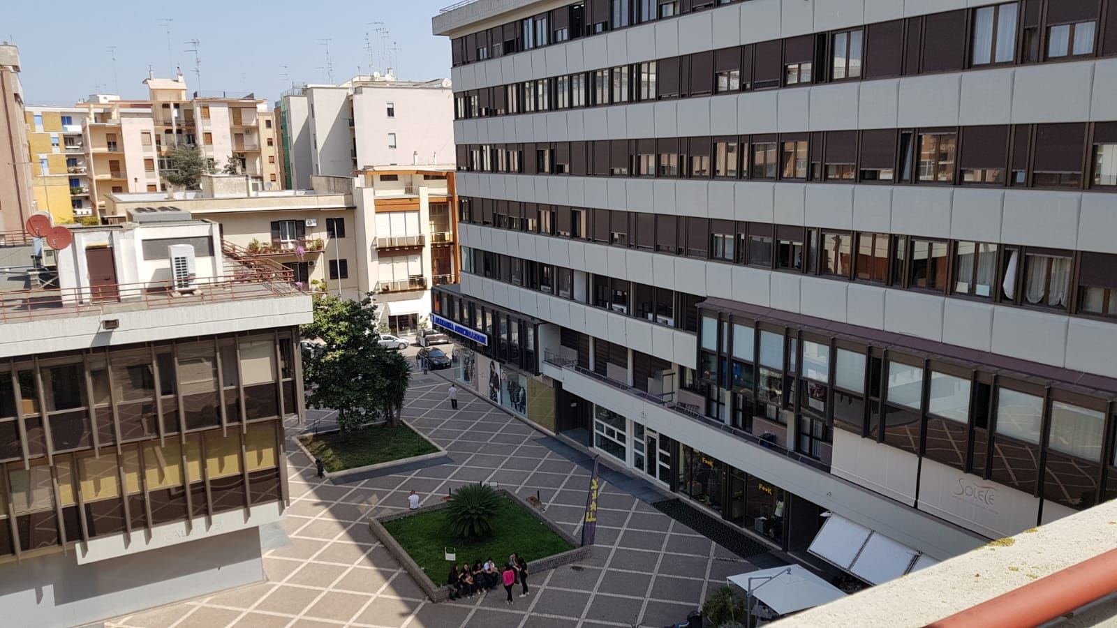  IN VENDITA  A LECCE ZONA MAZZINI  
