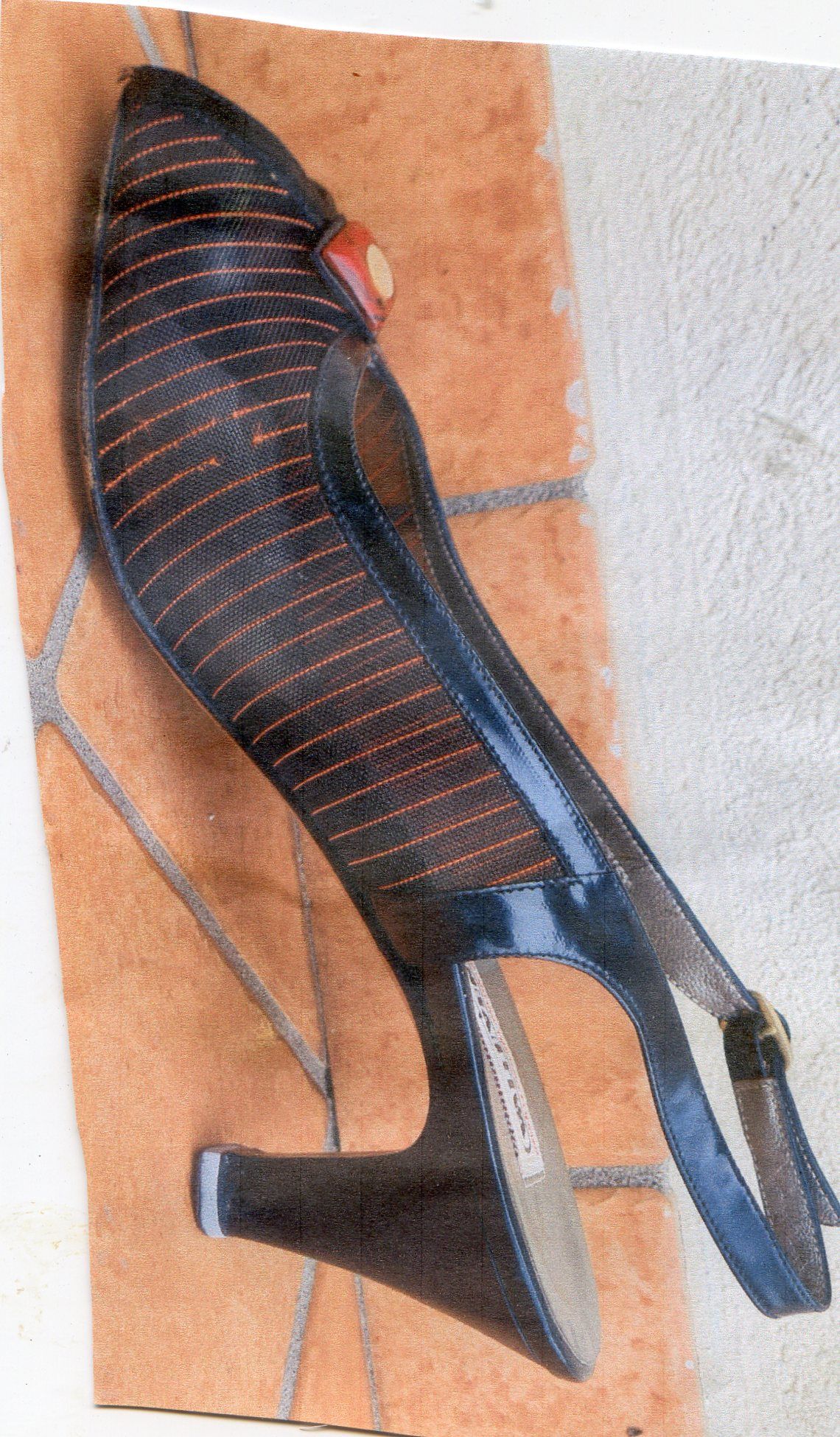 vendesi sandali per donna