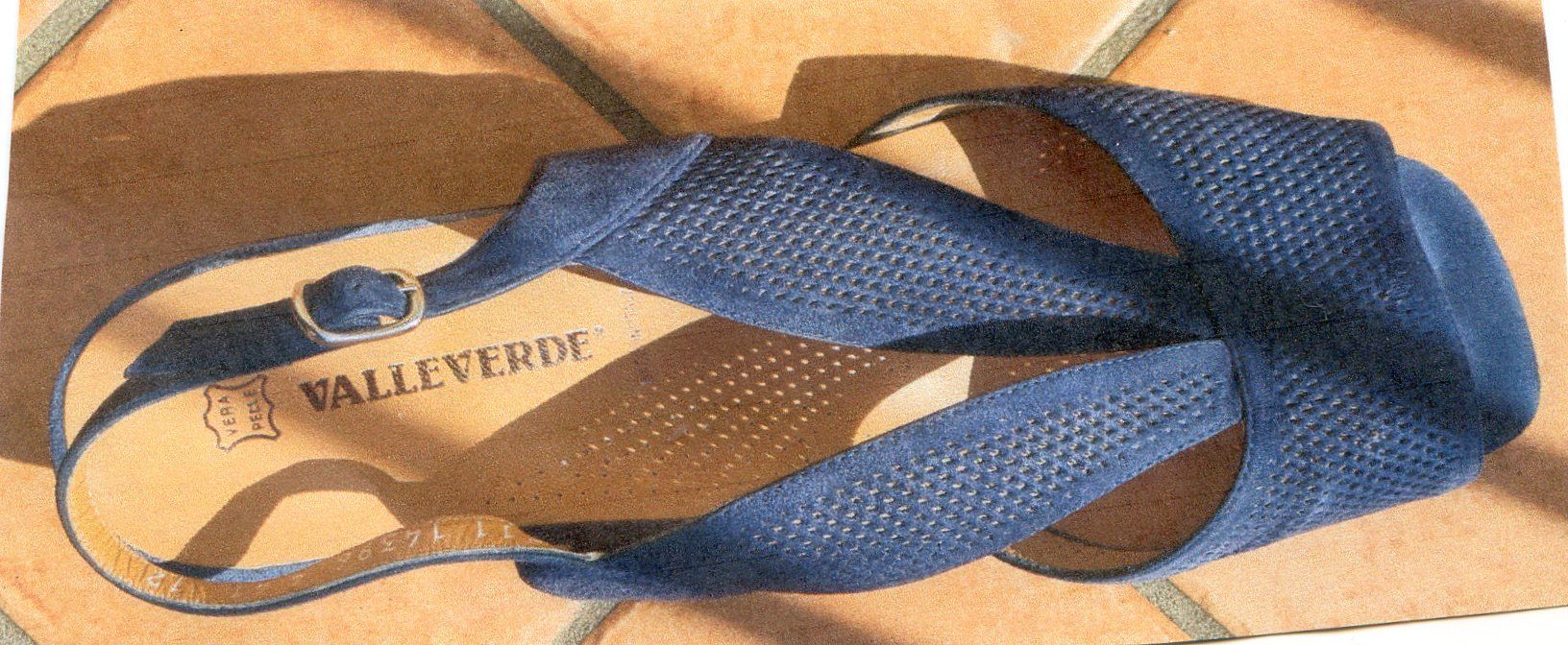 vendesi sandali per donna