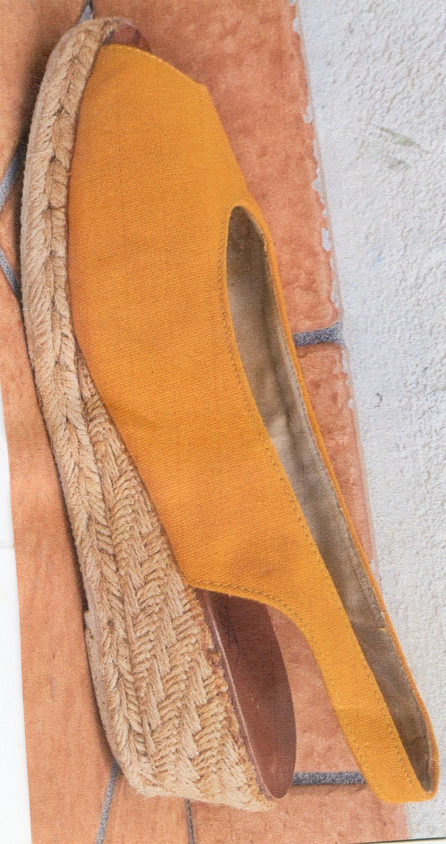 vendesi sandali per donna 
